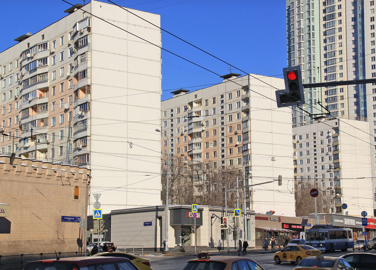 Вид на кинотеатр «Орленок»