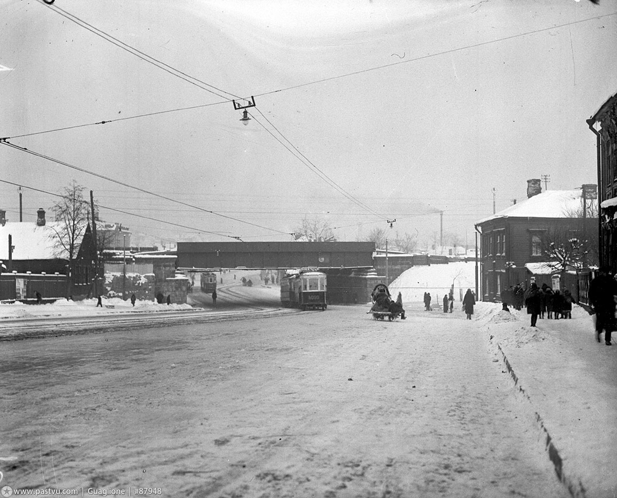 1938-й. Зима на Русаковской. Вид от Грязной улицы