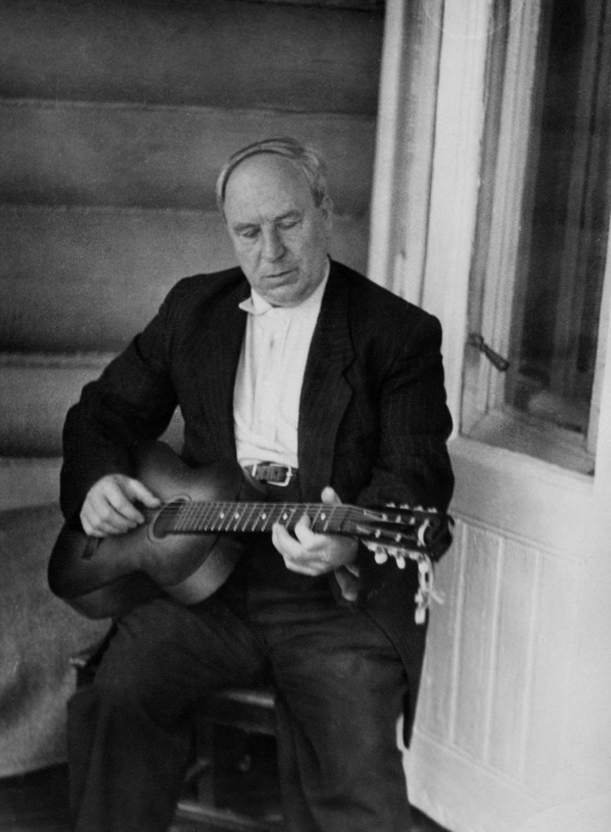 Василий Николаевич Левин - главный маэстро двора