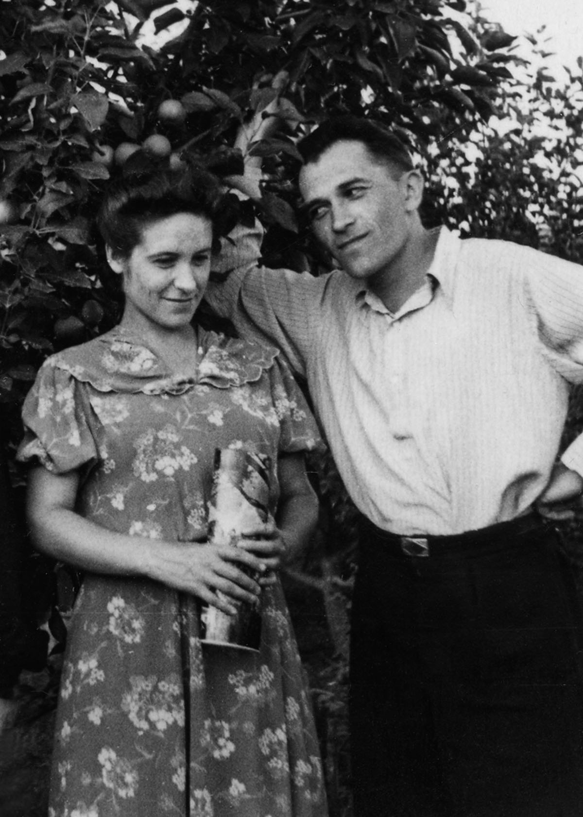 Георгий Маркович Яголим с супругой Риммой Александровной, 1955 год