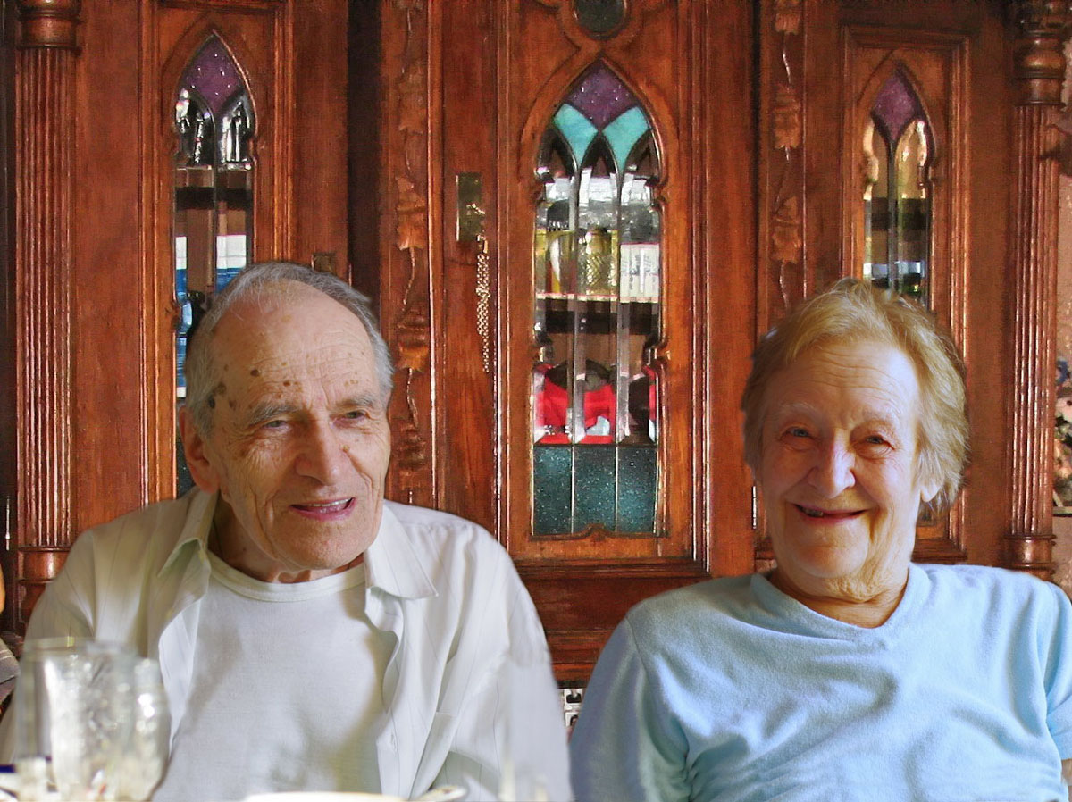 Юбилей на фоне «исторического» буфета: Георгию Марковичу - 90 лет, 23 марта 2012 года