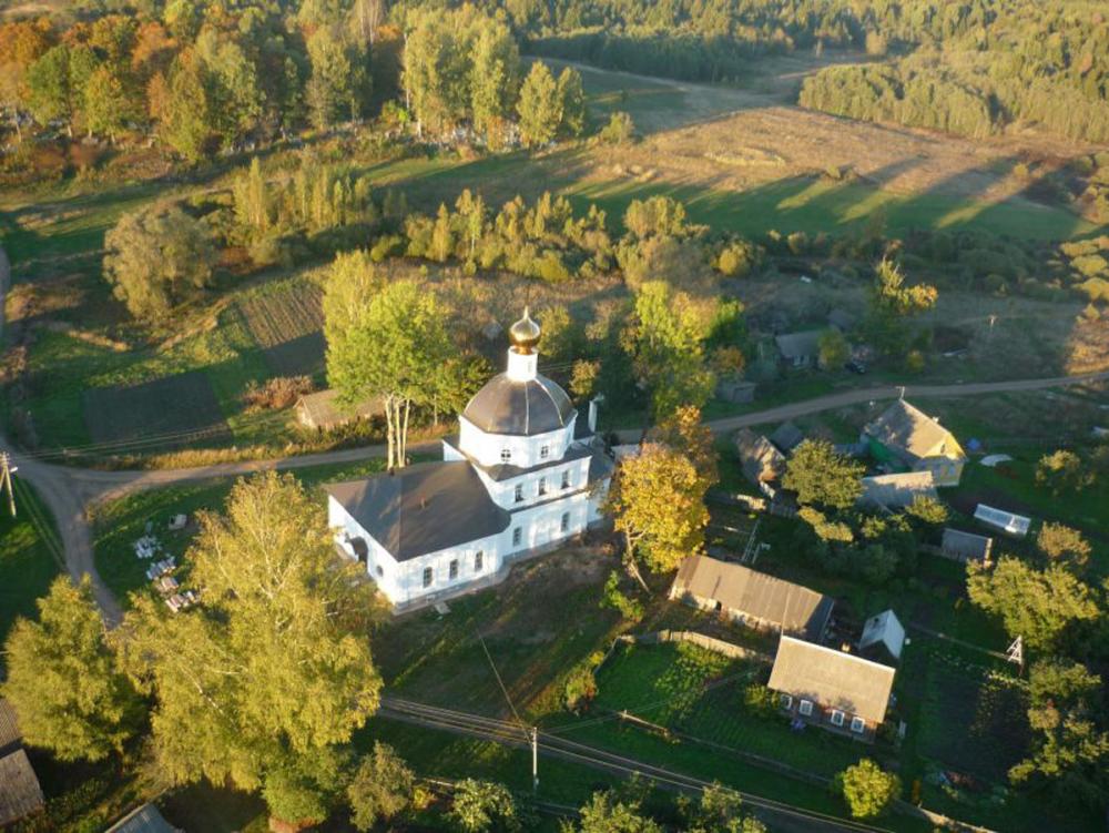 Церковь Николая Чудотворца во Встеселове.jpg